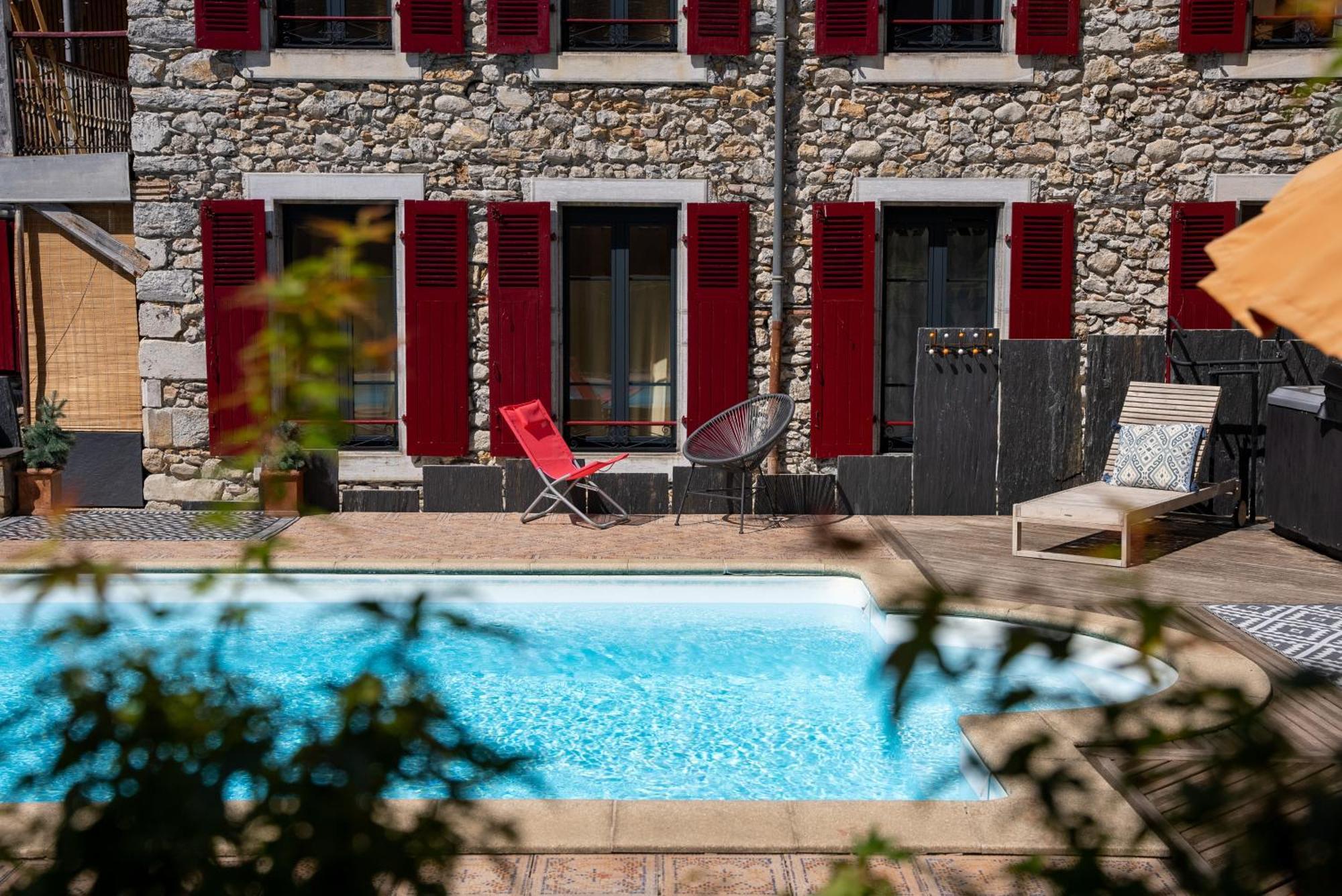 A Nouste Chambres D'Hotes Et Gite Only Adults Campan Bagian luar foto