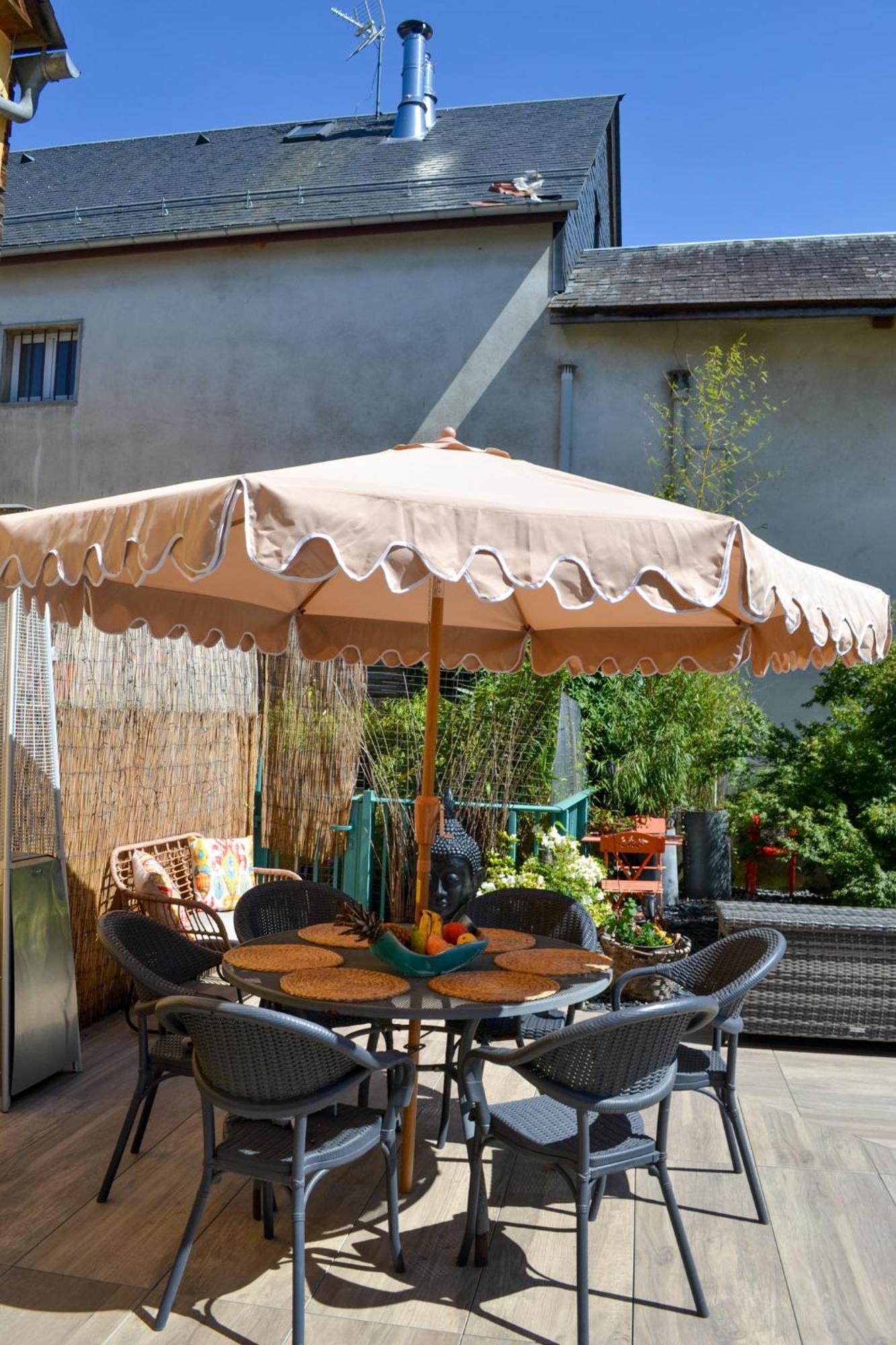 A Nouste Chambres D'Hotes Et Gite Only Adults Campan Bagian luar foto