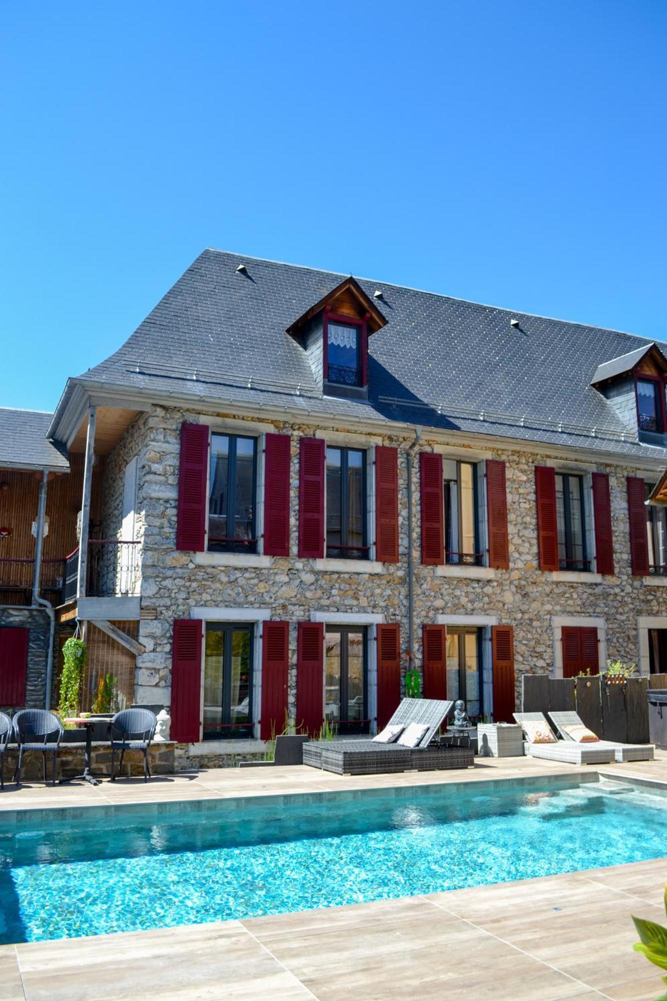 A Nouste Chambres D'Hotes Et Gite Only Adults Campan Bagian luar foto