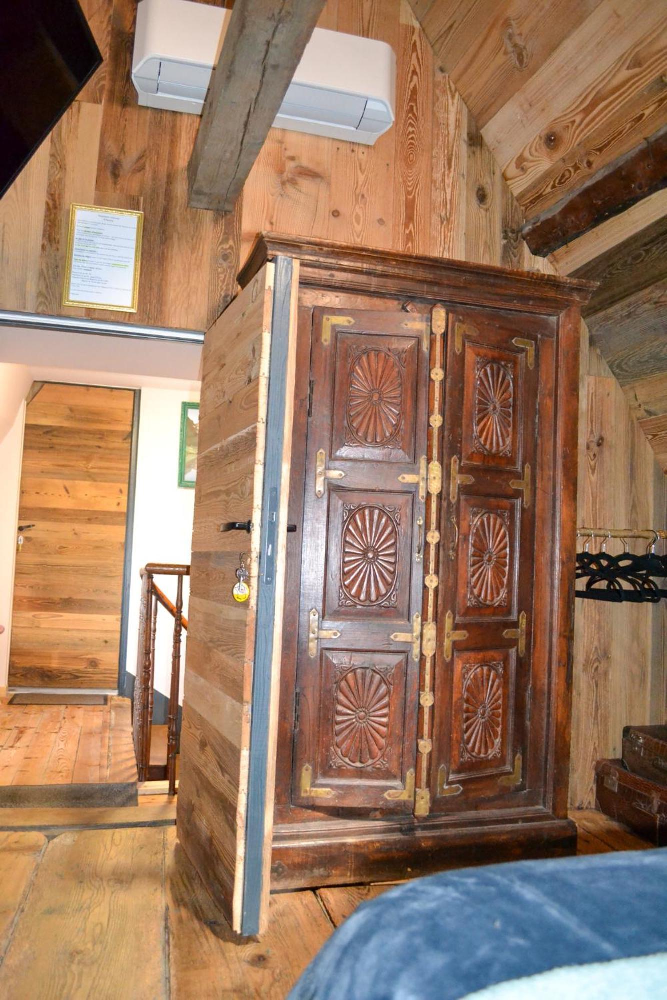 A Nouste Chambres D'Hotes Et Gite Only Adults Campan Bagian luar foto