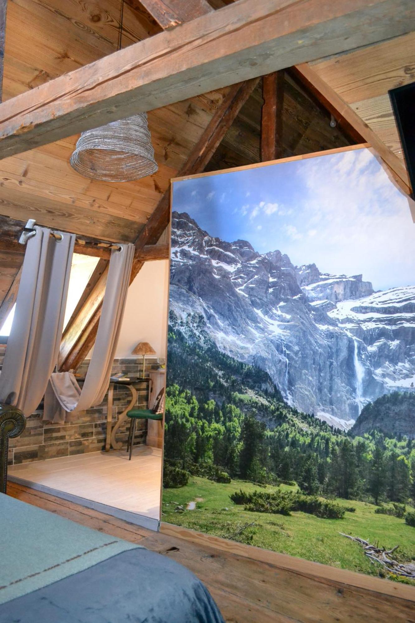 A Nouste Chambres D'Hotes Et Gite Only Adults Campan Bagian luar foto