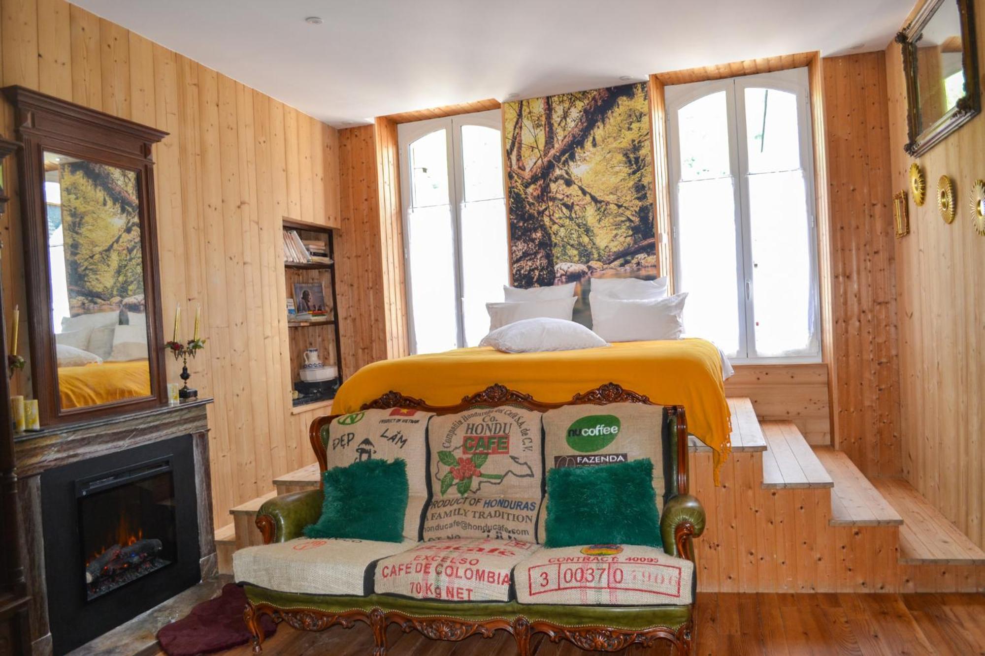 A Nouste Chambres D'Hotes Et Gite Only Adults Campan Bagian luar foto