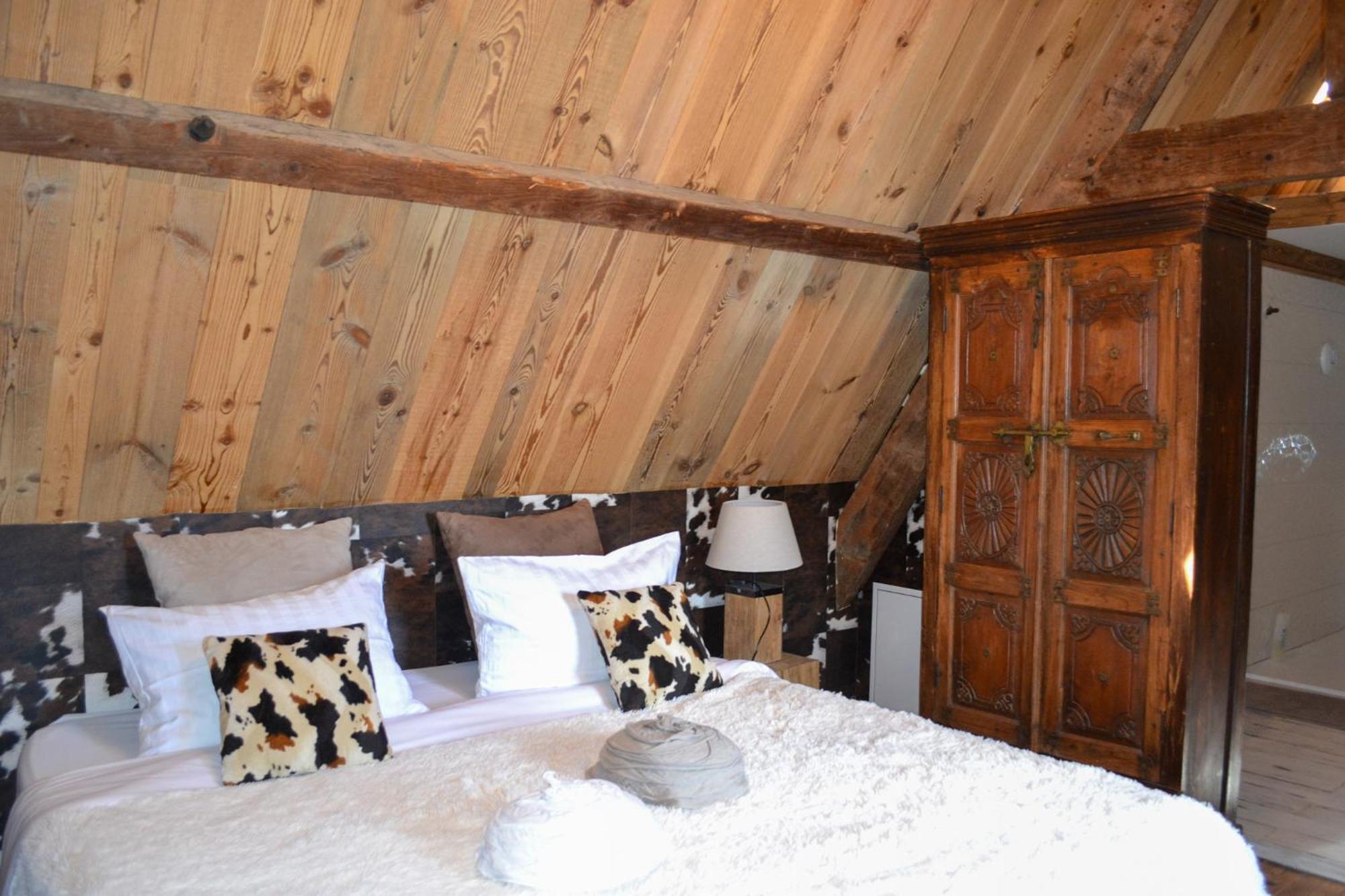 A Nouste Chambres D'Hotes Et Gite Only Adults Campan Bagian luar foto