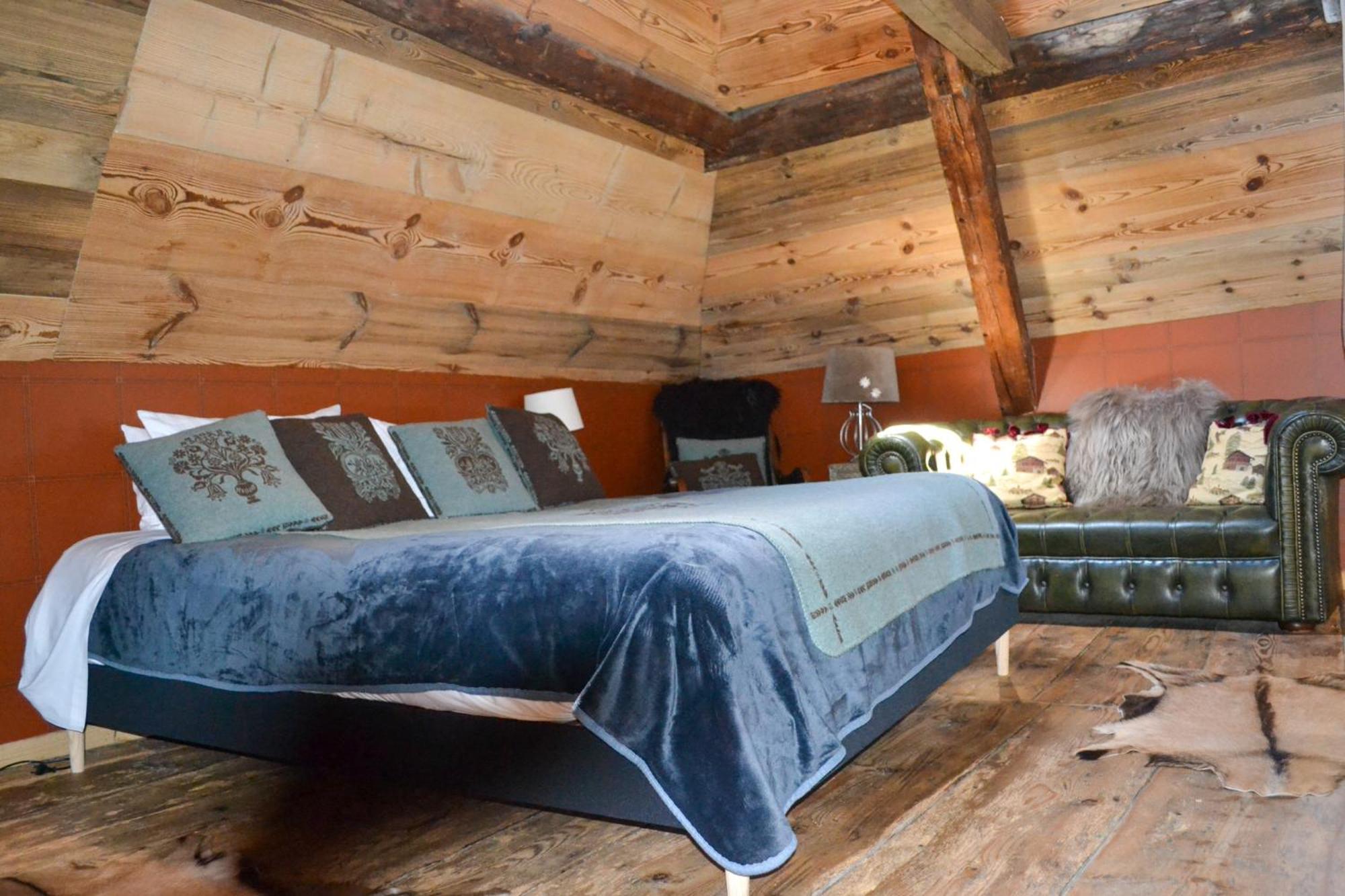 A Nouste Chambres D'Hotes Et Gite Only Adults Campan Bagian luar foto