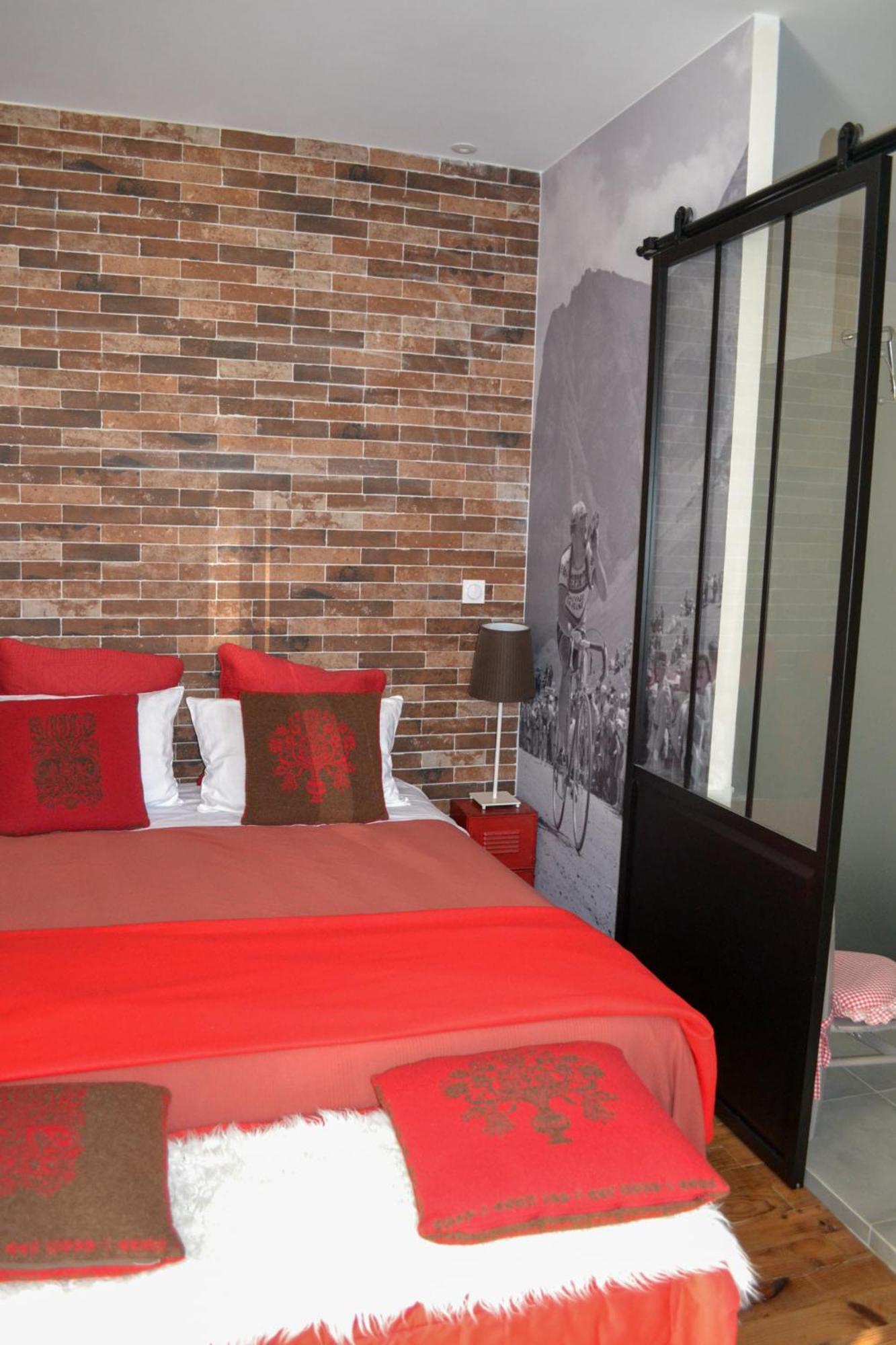 A Nouste Chambres D'Hotes Et Gite Only Adults Campan Bagian luar foto