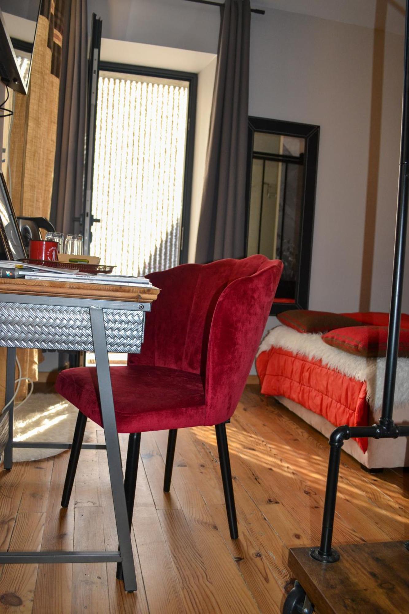 A Nouste Chambres D'Hotes Et Gite Only Adults Campan Bagian luar foto
